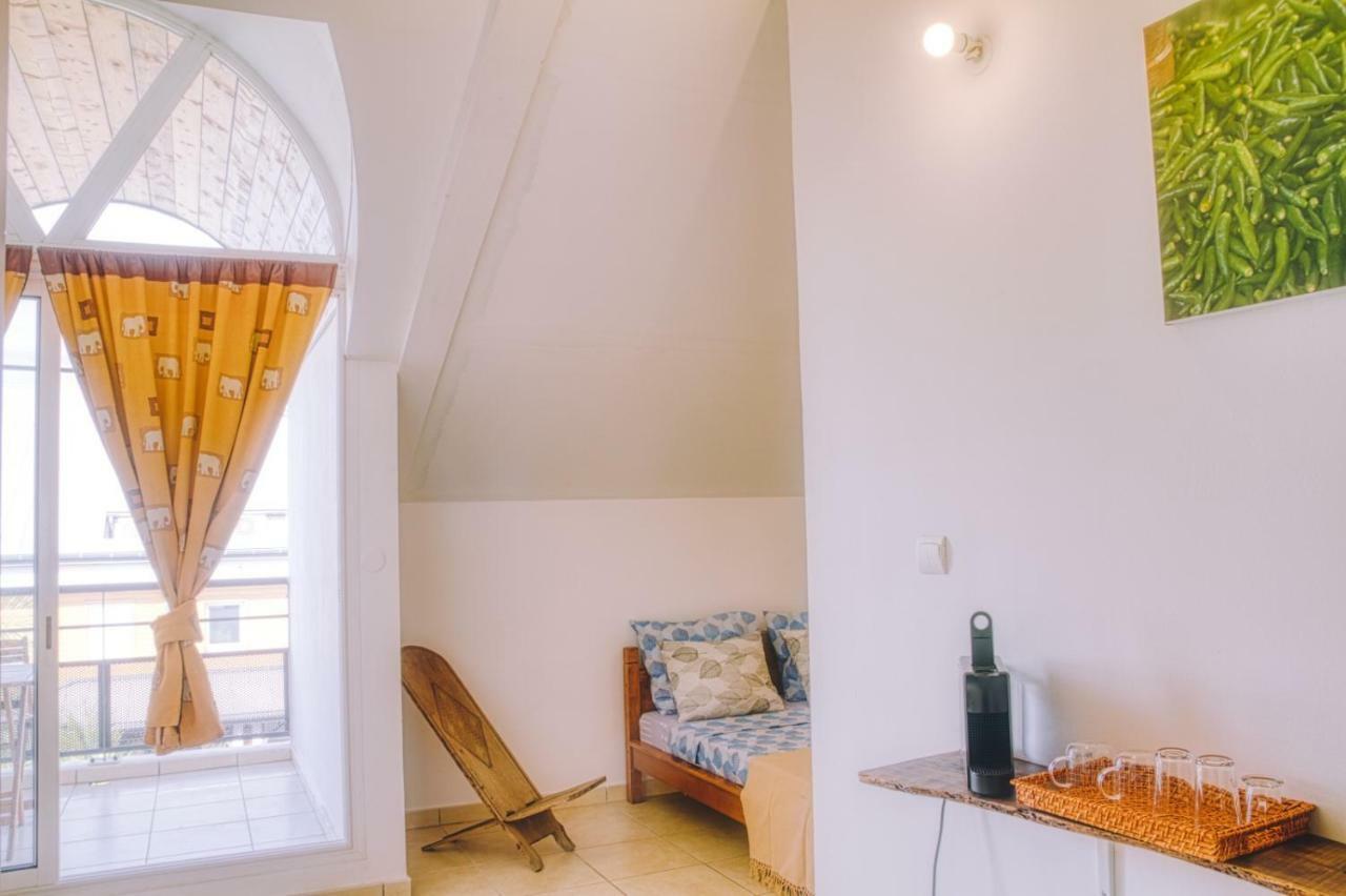 Bakkasab St Gilles Apartamento Saint-Gilles-les Bains Exterior foto